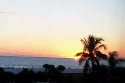 Image de Unique 2 Bed 2 Bath at Siesta Key Beach with Gulf Views Steps to Beach