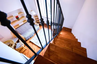 Image de One-Bedroom Apartment with Lake View