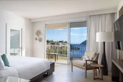 Image de Iconic Resort Stay Near Lihue's Breathtaking Trails | Outdoor Pool