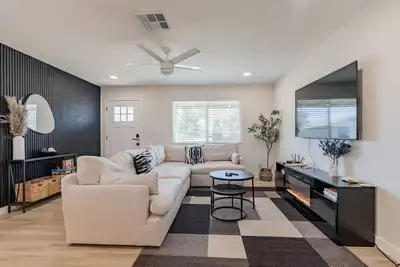 Tempe Home- 5 minutes from Asu!