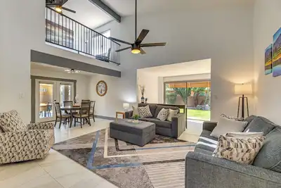 Image de Sun Lakes Home: Fire Pit, Patio, Grill!