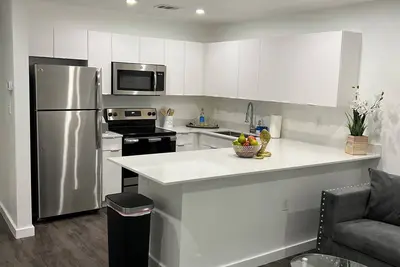 Image de Central Dallas - Sleek Luxurious 1Bd