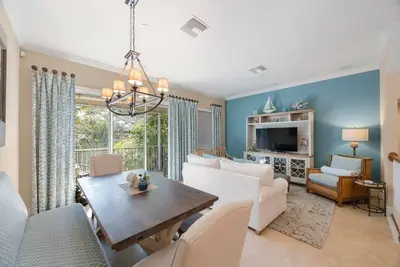 Image de Indian Rocks Gem | 3br w/ Pool & Beach Access