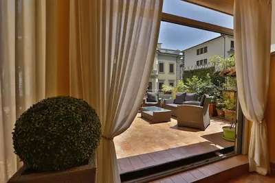 Image de Minutes from the Duomo-Spacious 5 bedroom in the enchanting Central Firenze