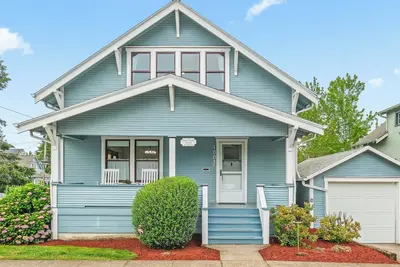 Image de Spacious 4-bedroom 2-bath Home In Beautiful Oregon City, Pet Friendly!