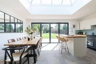 Image de Stunning 5 Bed Detached Home in Gloucester