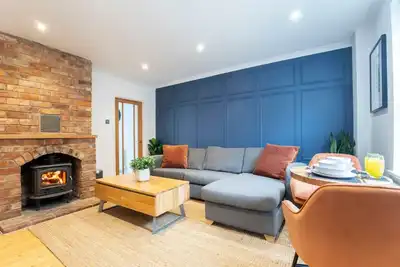 Image de Beautiful Bath Road Retreat with Log Burner