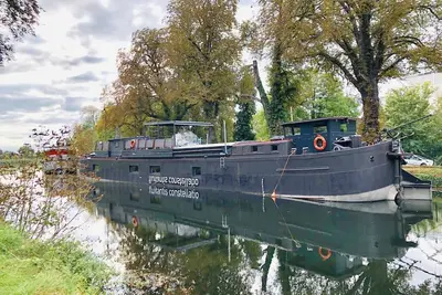 Cabine 03, gîte sur l'eau, péniche ma pensée