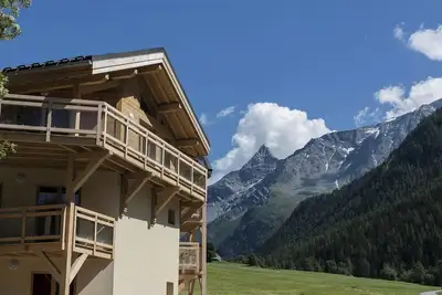 Image de Au coeur du Paradiski | Vue imprenable + sauna