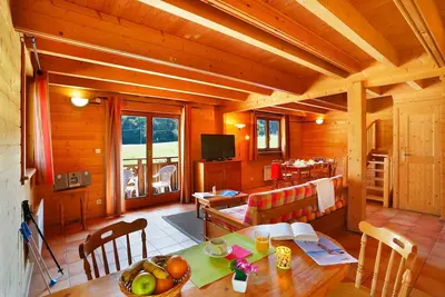 Image de Chalet T4 près des remontées, endroit privilégié