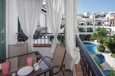 Image de Cozy 2-bedroom condo with Ac, Private Roof, WiFi in centralPlaya del Carmen
