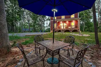 Image de Serene retreat minutes from Asheville downtown
