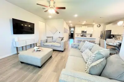 Image de A Tranquil Haven for the Family In Keller, Tx