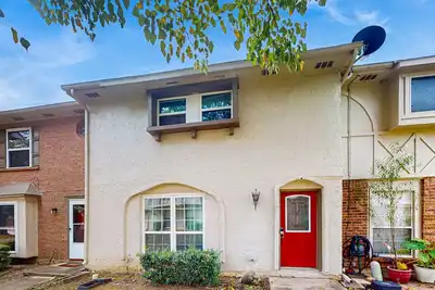 Image de Dog-friendly home with central Ac, free WiFi, private W/D