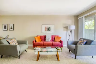 Image de Hip Cupertino 2br w/ Cinema, Gym & A/C, nr Restaurants, by Blueground