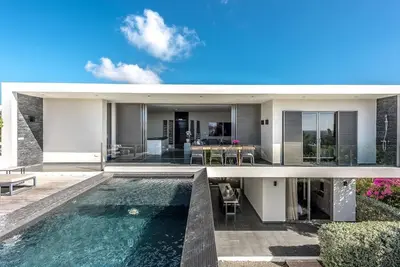 Image de Luxury villa with private pool and walking distance to the beach