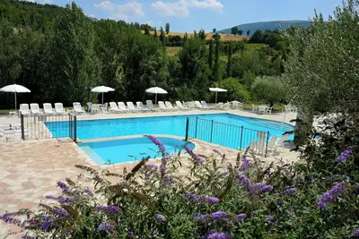 Image de Cozy three-room apartment in the Umbrian countryside.