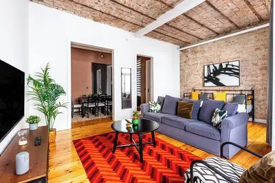 Image de Charming Rustic 2bd/2Bath Heart of Taksim! #364