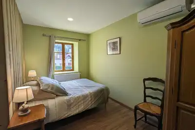 Image de Chambre familiale climatisée avec accès jardin