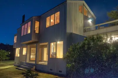 Image de Sited in the Meadow Approx 100 Yds off the Ocean Front with Unblockable Views