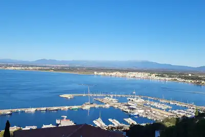 Image de Appartement avec très belle vue sur la baie de Roses