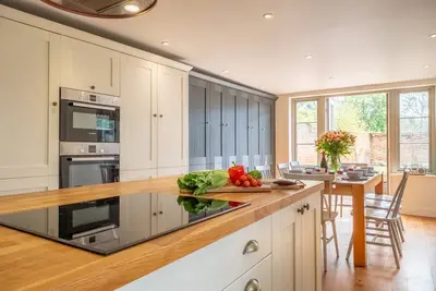 Image de Family friendly cottage in famous picturesque village - Dedham's Old Post Office