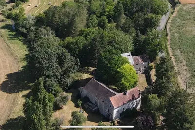 Image de Gite de charme dans un ancien moulin avec piscine - 15p - 30min du Futuroscope