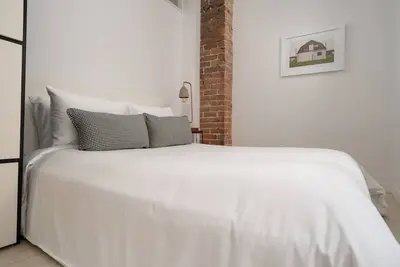 Image de Luxurious Castle Loft Apartment in Montreal