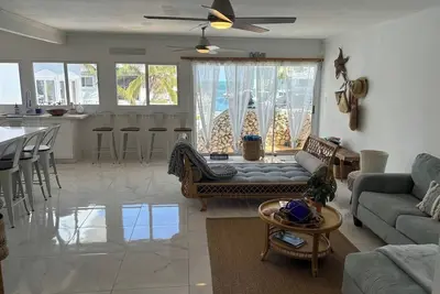 Image de Welcome to Coral Cove!