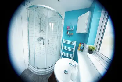 Image de Modern 4 bed Gillingham house (City Centre) with parking and free wifi