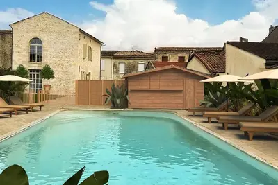 Image de Magnifique Suite Appartement avec piscine N°3