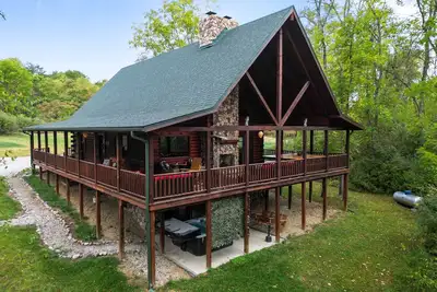Image de Cabine-Première Classe-Salle de bain privée-Firefly Hollow Lodge