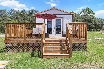Image de Cabin #1 Zen At The Palms 5 Star Adult Resort  minutes from scalloping & fishing