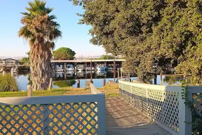 Image de Tranquil Island Place