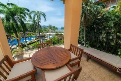 Image de 3 Bedroom Condo with Beach Club & Ocean Views