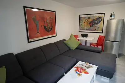 Image de Appartement 'Neue Und Zentral Gelegene Wohnung' avec Wi-Fi