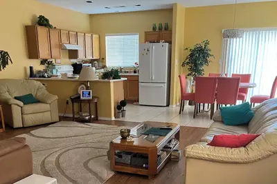 Image de Watch the Balloons from your backyard! Nice neighborhood, 3 mi to balloon park.