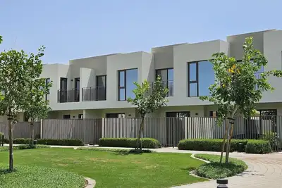Image de Family townhouse with pool & gym