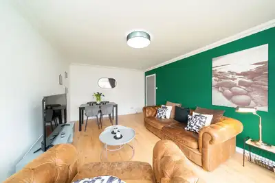 Image de Ellaburn - 3 bed w\/ parking