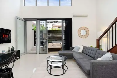 Image de Huge Family Townhouse just 5km to City|3 Bathrooms