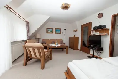 Image de Sylt is a valuable habitat and a soothing vacation spot, a paradisiacal realm of peace and tranquillity.