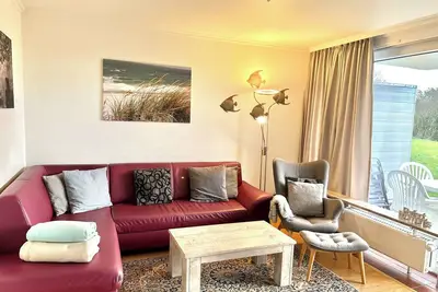 Image de Sylt is a valuable habitat and a soothing vacation spot, a paradisiacal realm of peace and tranquillity.
