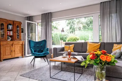 Image de Sylt is a valuable habitat and a soothing vacation spot, a paradisiacal realm of peace and tranquillity.