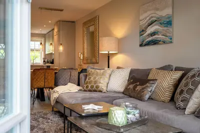 Image de Sylt is a valuable habitat and a soothing vacation spot, a paradisiacal realm of peace and tranquillity.