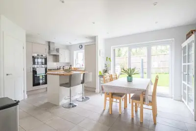 Image de Fantastic 4Bed Detached Home - Idyllic Village
