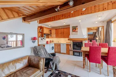 Image de Appartement cosy 6 pers à Méribel, proche pistes et commerces, cheminée, wifi