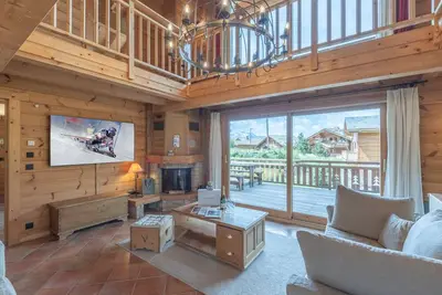 Image de Chalet de luxe 178m2, aux pieds des pistes avec hammam et salle de jeux
