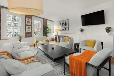 Image de Bowery Loft | Noho 2br Gut-renovated Artist's Loft