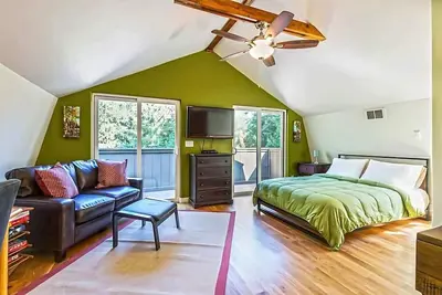 Image de Arcadian Grove Studio Loft in the Woods