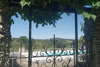 Image de Magnifique demeure situation exceptionnelle Dordogne, piscine, vues, parc,